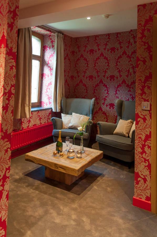 River Lodge Hotel Insolite Маресу Екстериор снимка